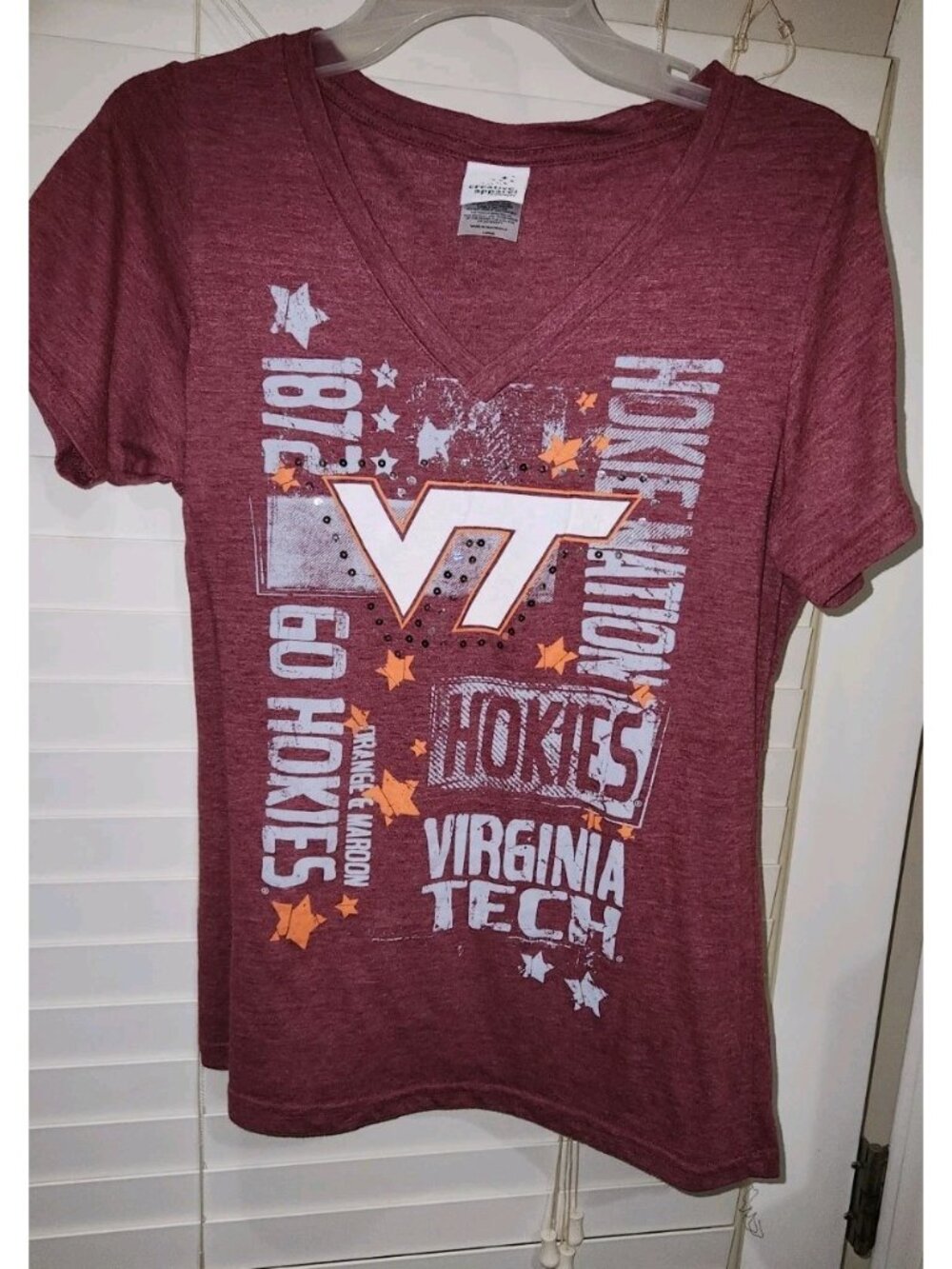 Virginia Tech Womens Maroon Short Sleeve V neck T-Shirt Size Large